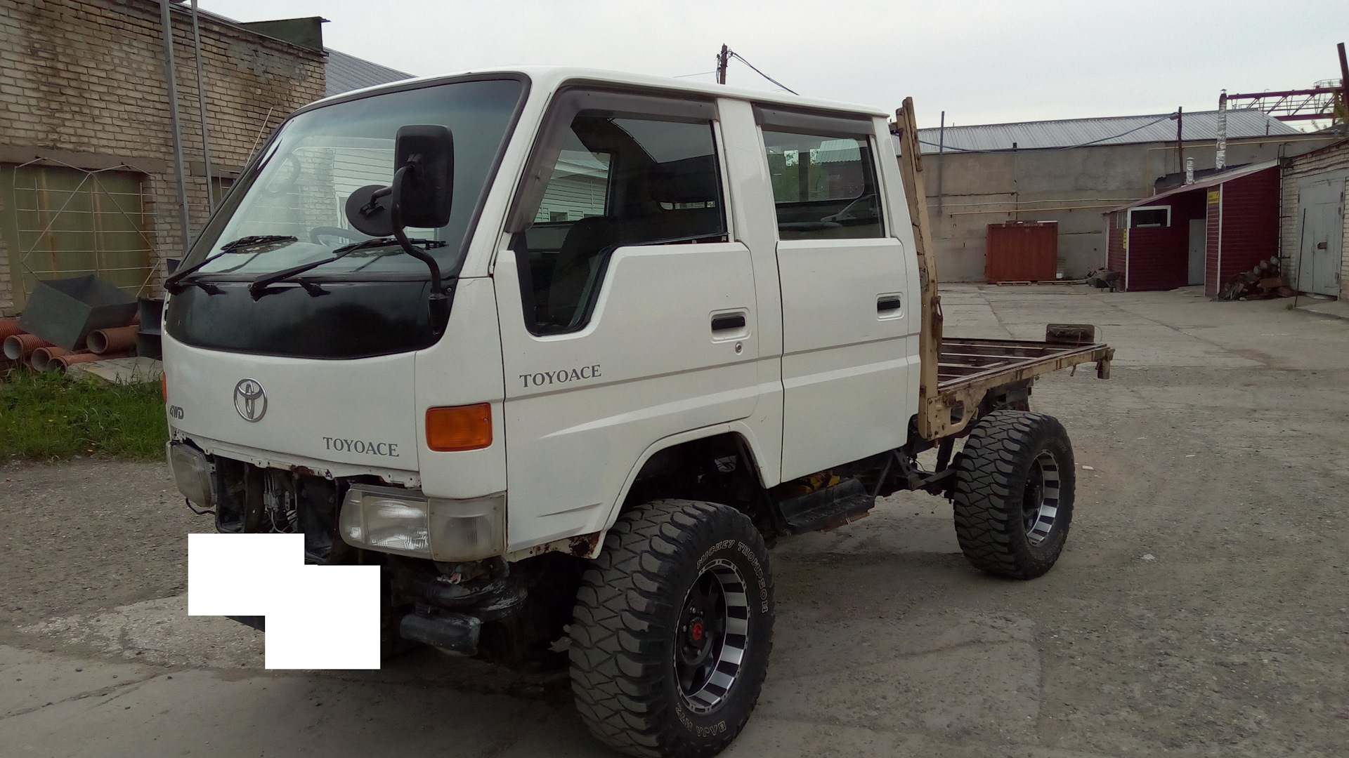 Toyota TOYOACE 4wd двухкабинник