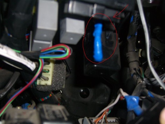 82f5708s 960 Как опустить стекло в машине без ключа