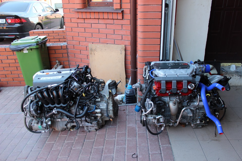 Ваз 21179 двигатель 1. Нива 4х4 новый двигатель. Установка нового двигателя. M155 двигатель. 0 ecoblue ford transit.