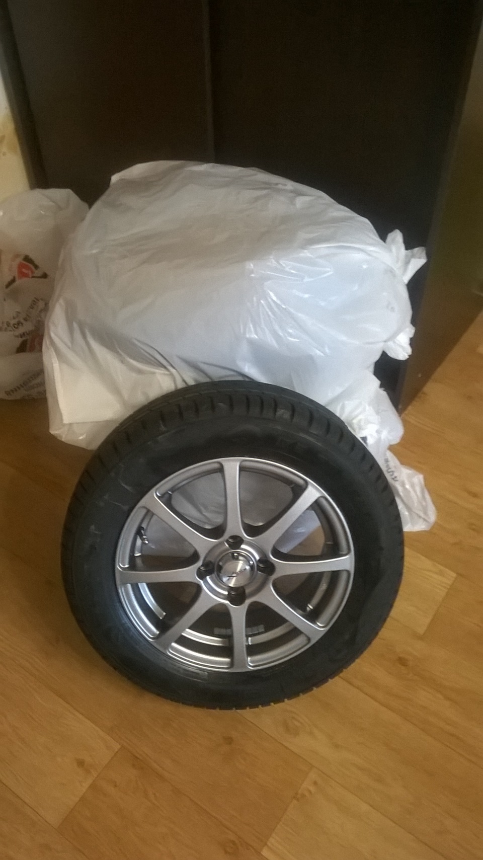 Диски X'trike X-114 +ШИНЫ Nokian Hakka Green 175/65 R14 — Lada Гранта ...