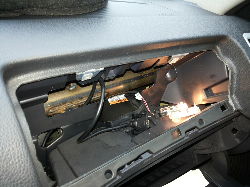 Адаптер к штатной магнитоле Dance (эмулятор CD-чейнджера Yatour YT-M06 ...