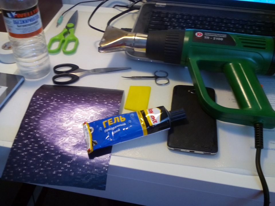 жена снова попросила обклеить телефон — Saab 9-5, 2,3 л, 1999 года ...