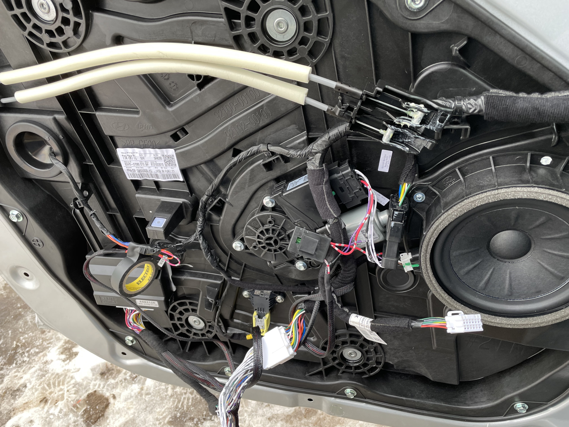 Автодоводчик стекол. — Hyundai Tucson (TL), 2 л, 2020 года | аксессуары ...