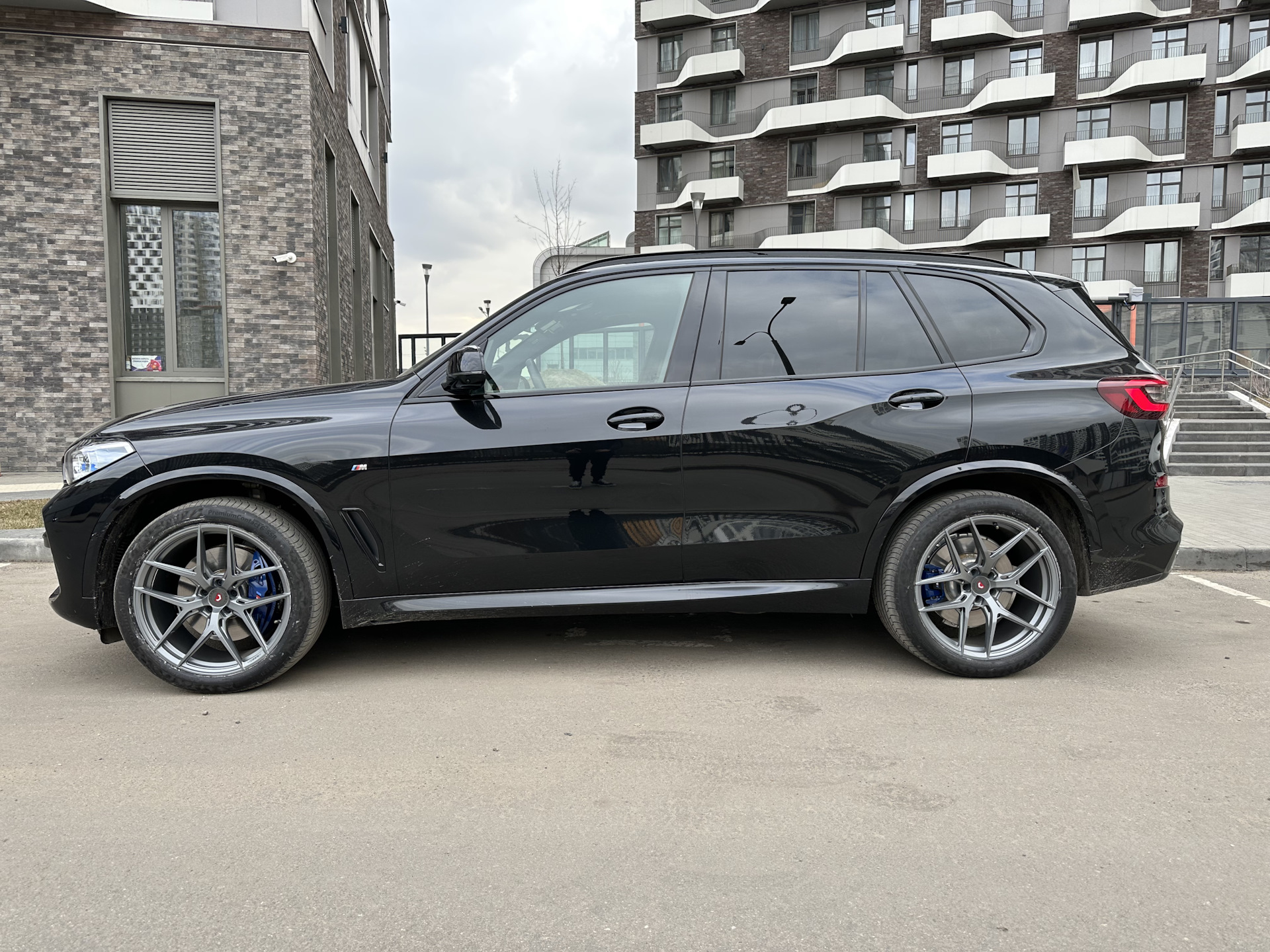 Переобулся — BMW X5 (G05), 3 л, 2021 года | колёсные диски | DRIVE2