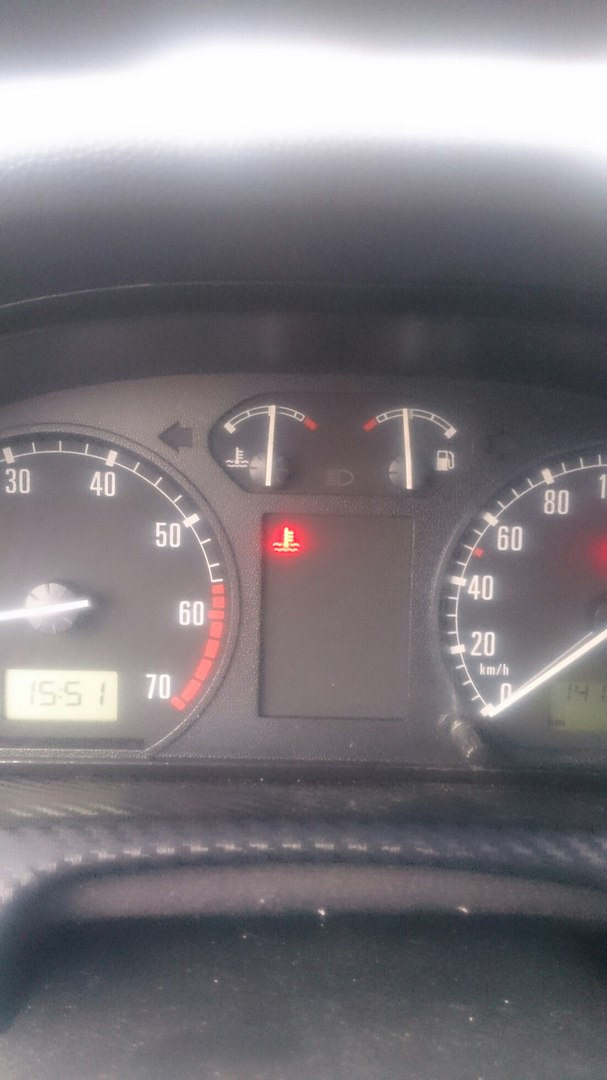 Пищит сцука( — Skoda Fabia Combi Mk1