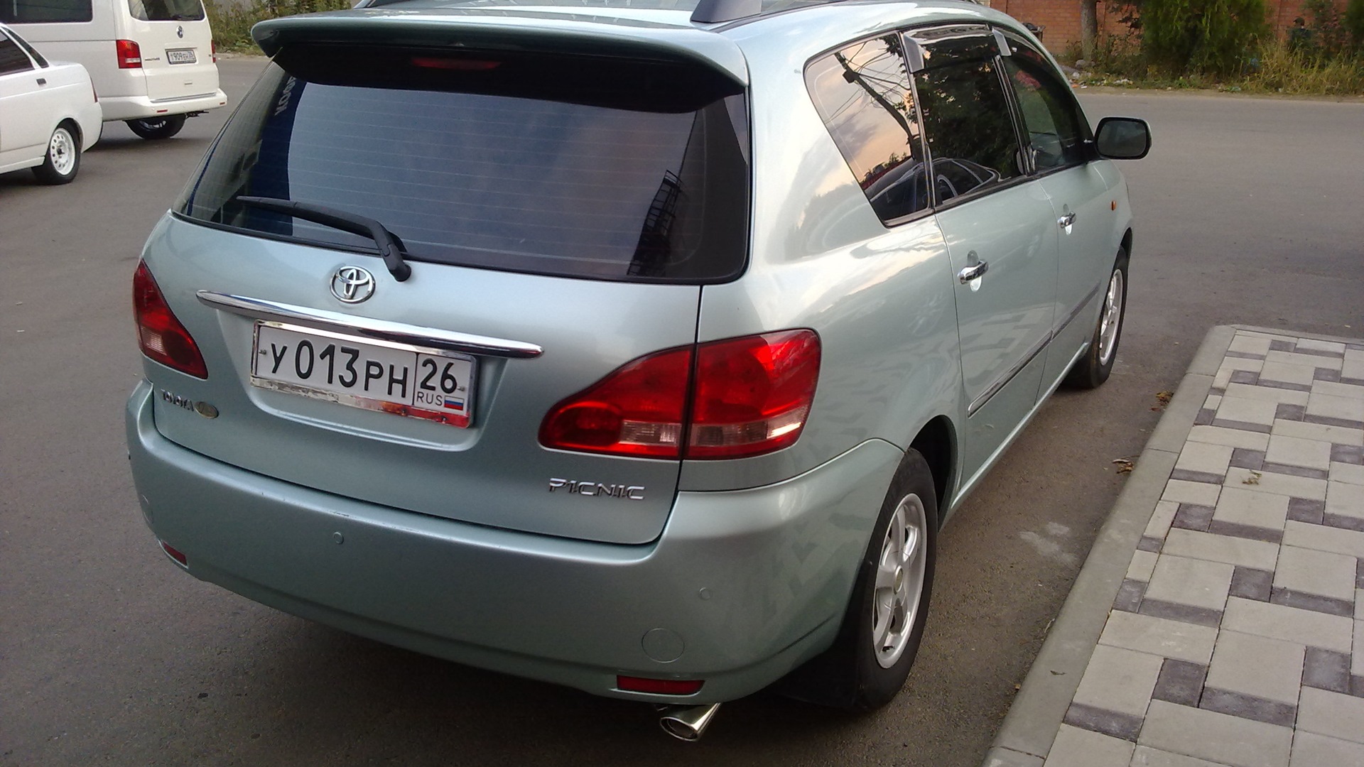 Toyota Picnic (1G) 2.0 бензиновый 2005 | на DRIVE2