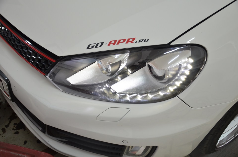 Фото фар от рестайла 2012 года с диодами :-) — Volkswagen Golf GTI Mk6