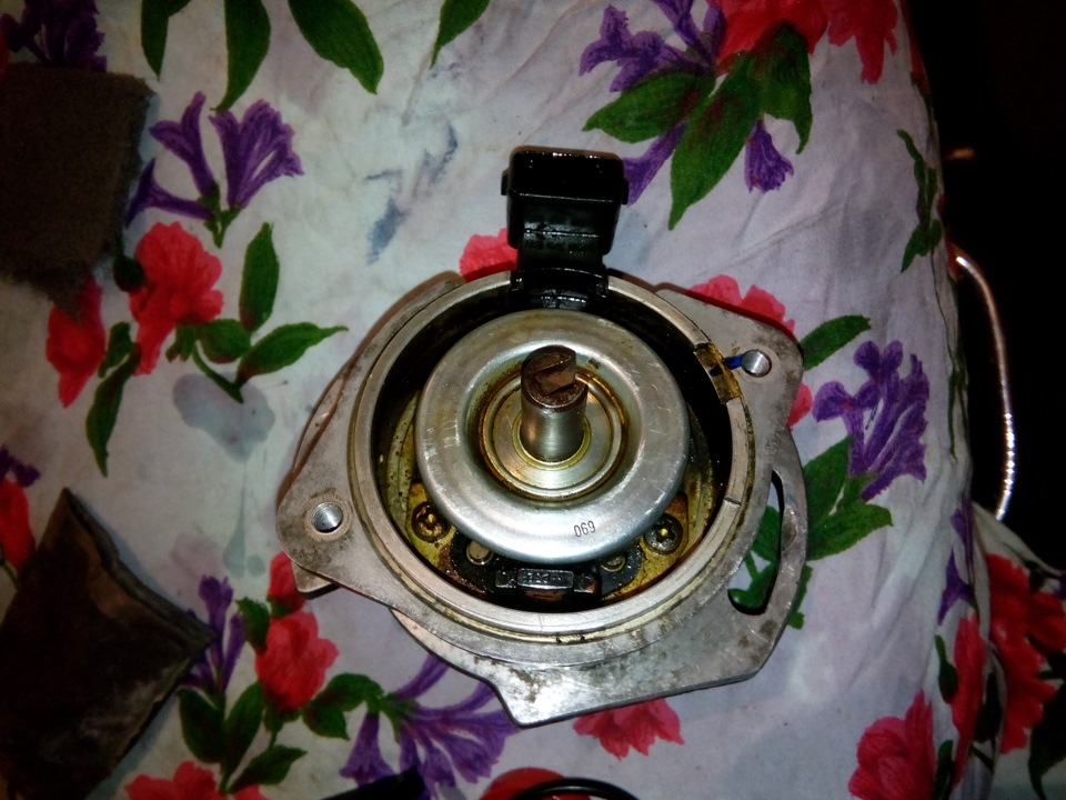 Прокладка распределителя зажигания. — Audi 80 (B3), 2 л, 1990 года ...