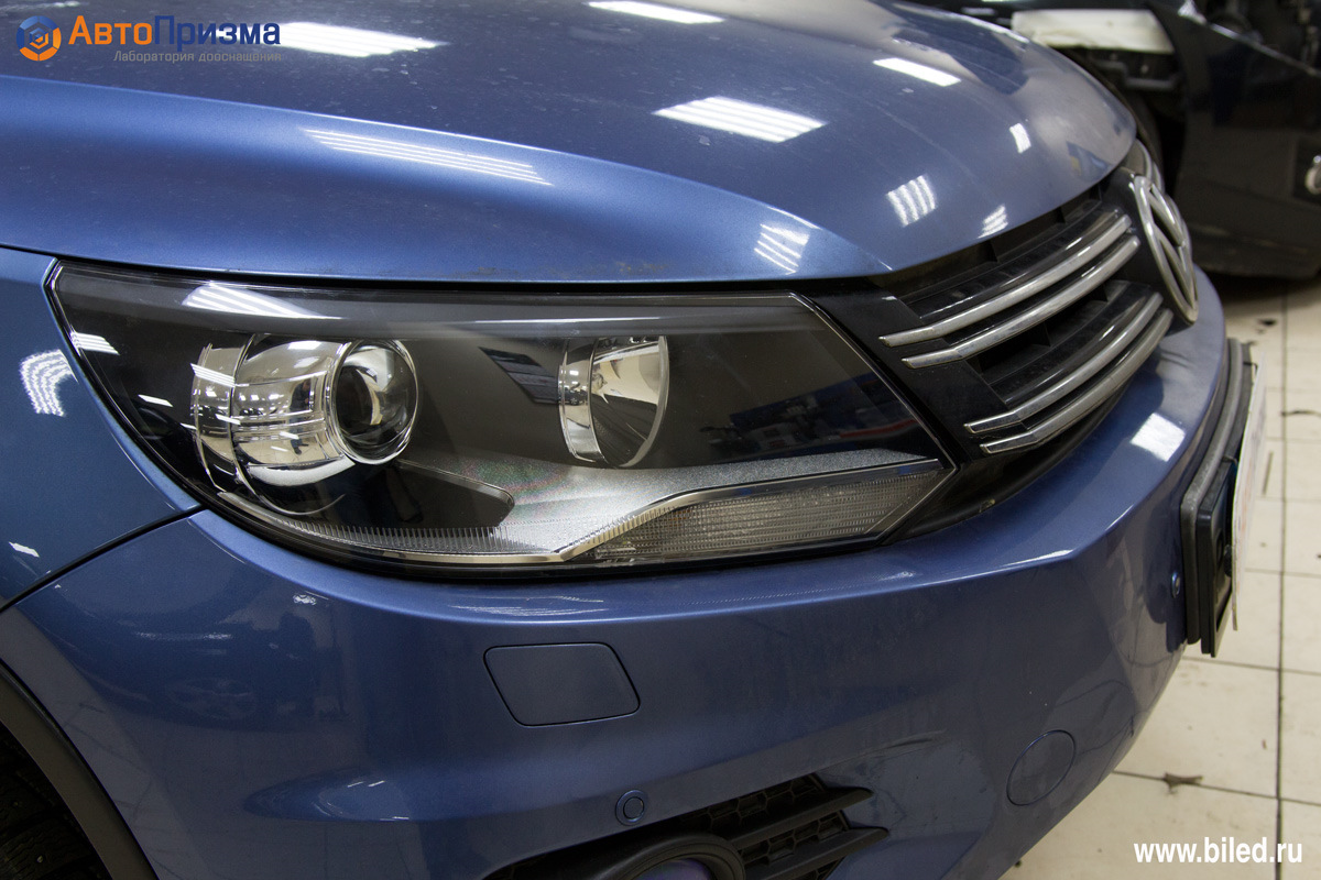 Фары тигуан 1 рестайлинг. Tiguan мутная линза. Линзы тигуан 1. Линзы тигуан 1. Линзы тигуан 1.