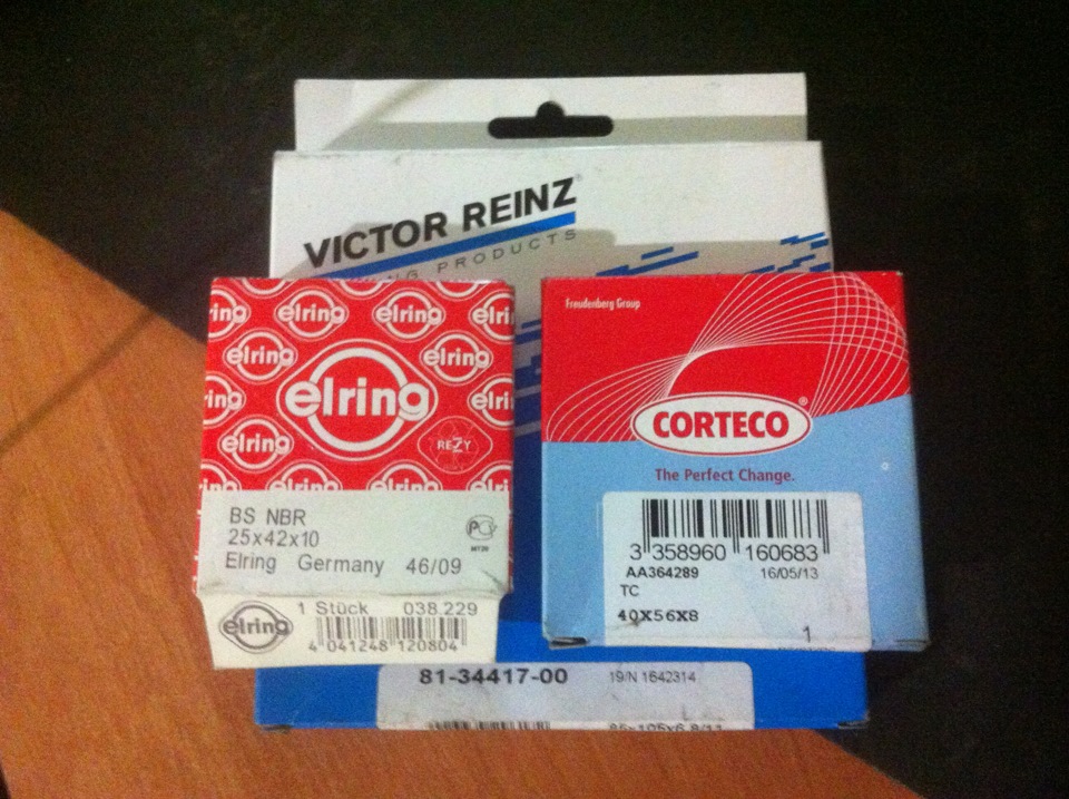 Фото в бортжурнале Москвич Святогор. Запчасти на фото: 813441700, 19016068B