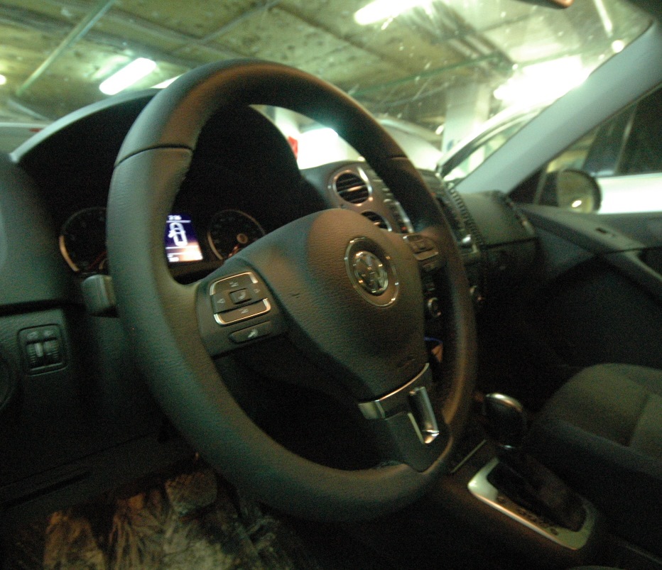 Подогрев руля в Тигуан. — Автоателье Блюзмобиль на DRIVE2