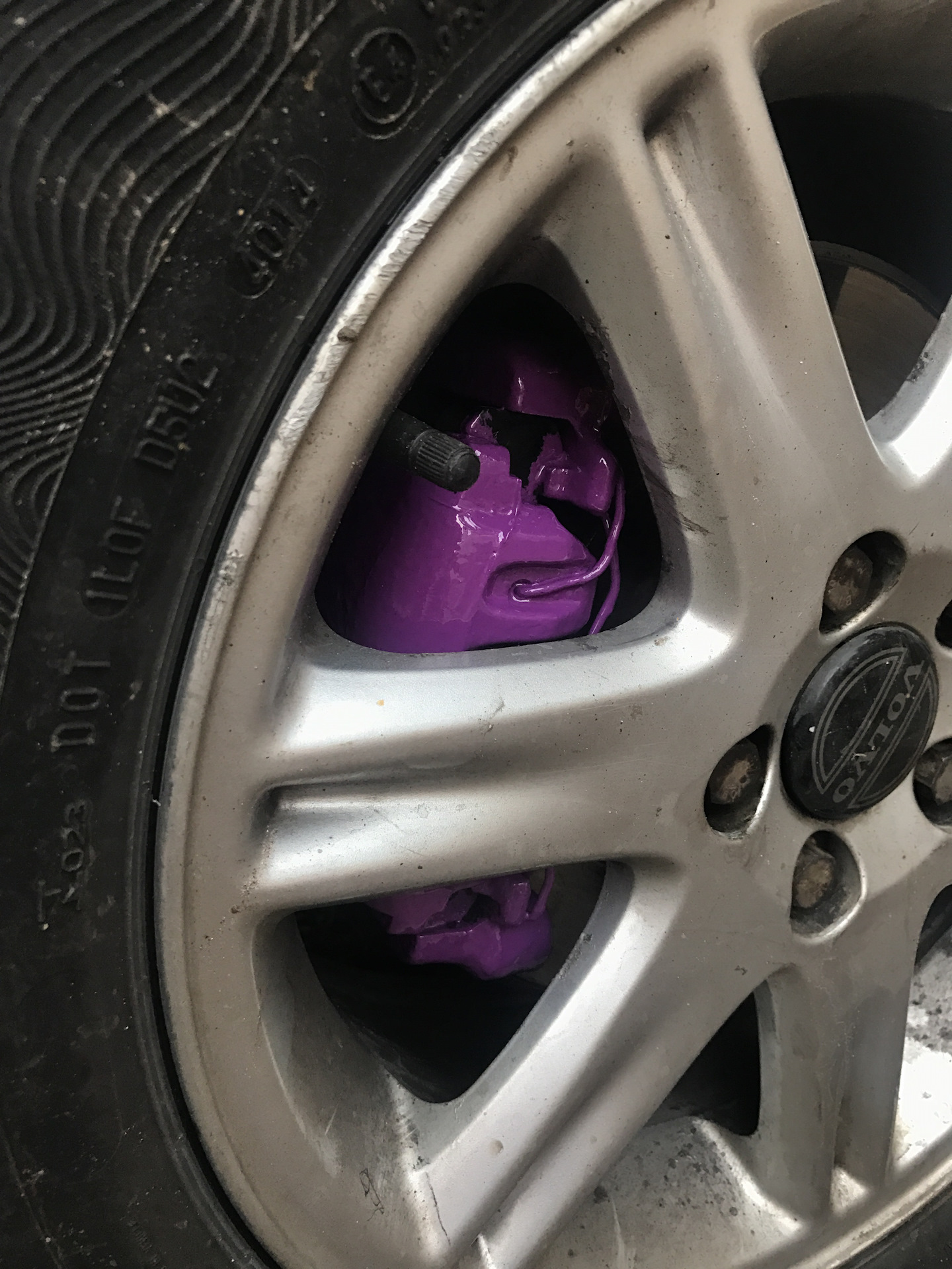 Краска для суппортов Foliatec — Volvo S70, 2,5 л, 1997 года | тюнинг ...