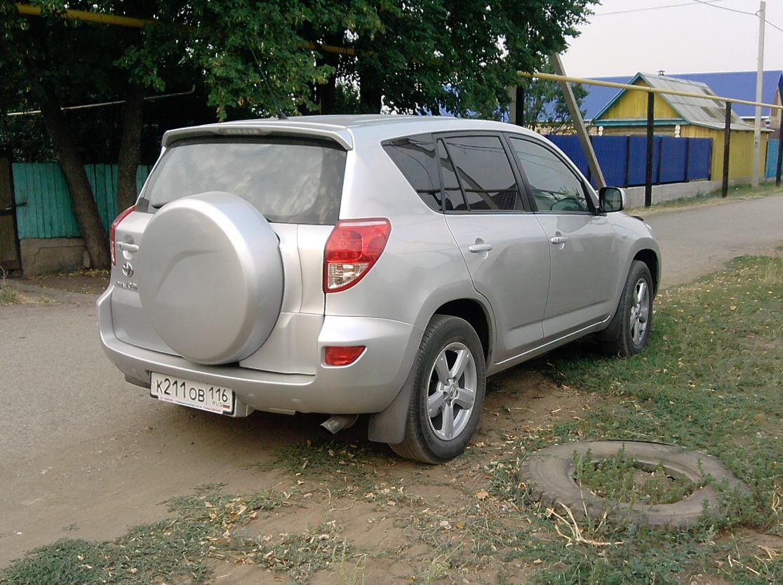    Toyota RAV4 20 2005
