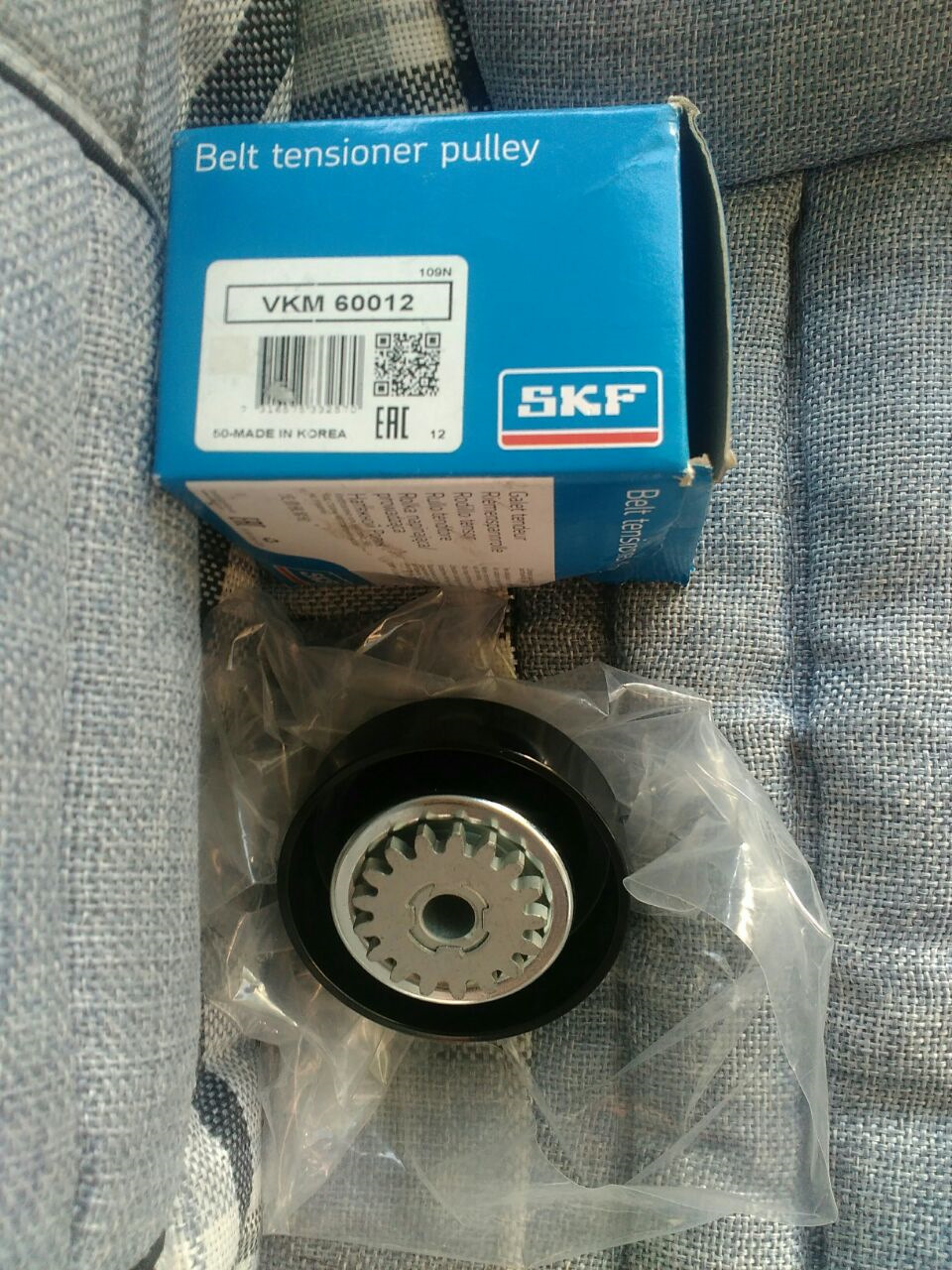 VKM60012 Натяжной ролик, поликлиновойремень SKF | Запчасти на DRIVE2