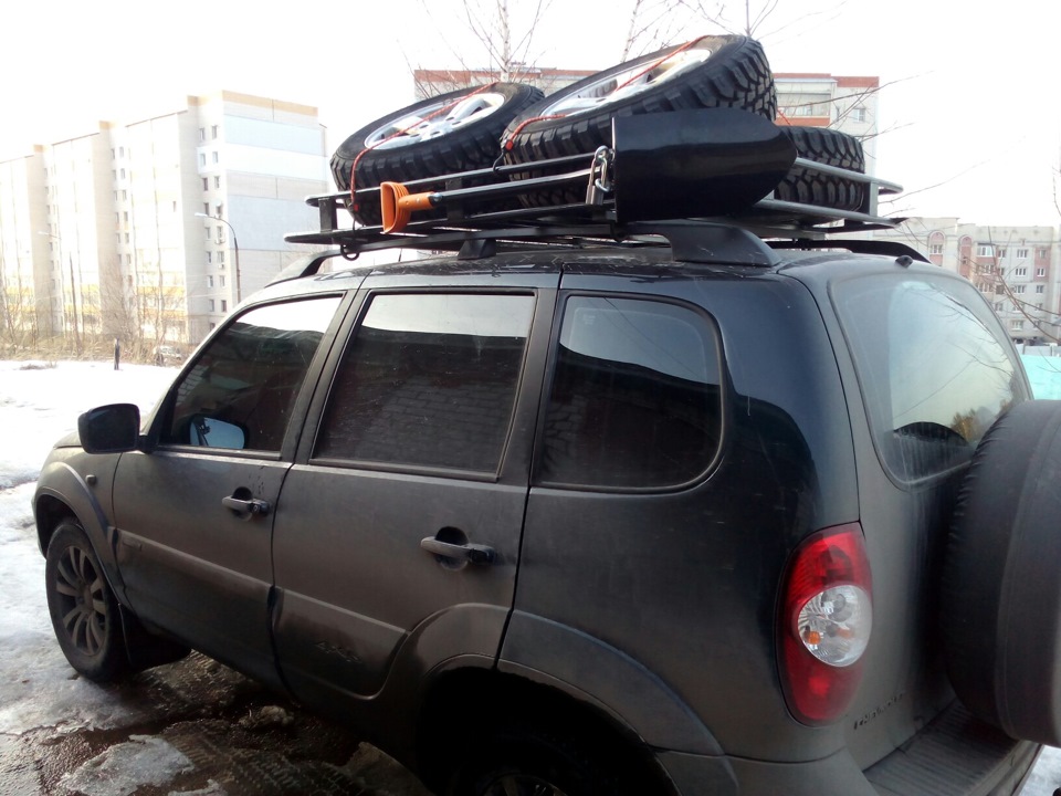 Переобулся и кой как заменил тормозные колодки — Chevrolet Niva, 1,7 л ...