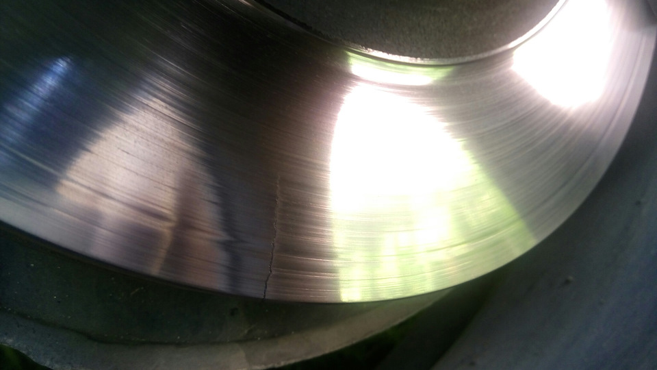 треснул тормозной диск — Mazda 6 (1G) GG, 2 л, 2007 года | поломка | DRIVE2