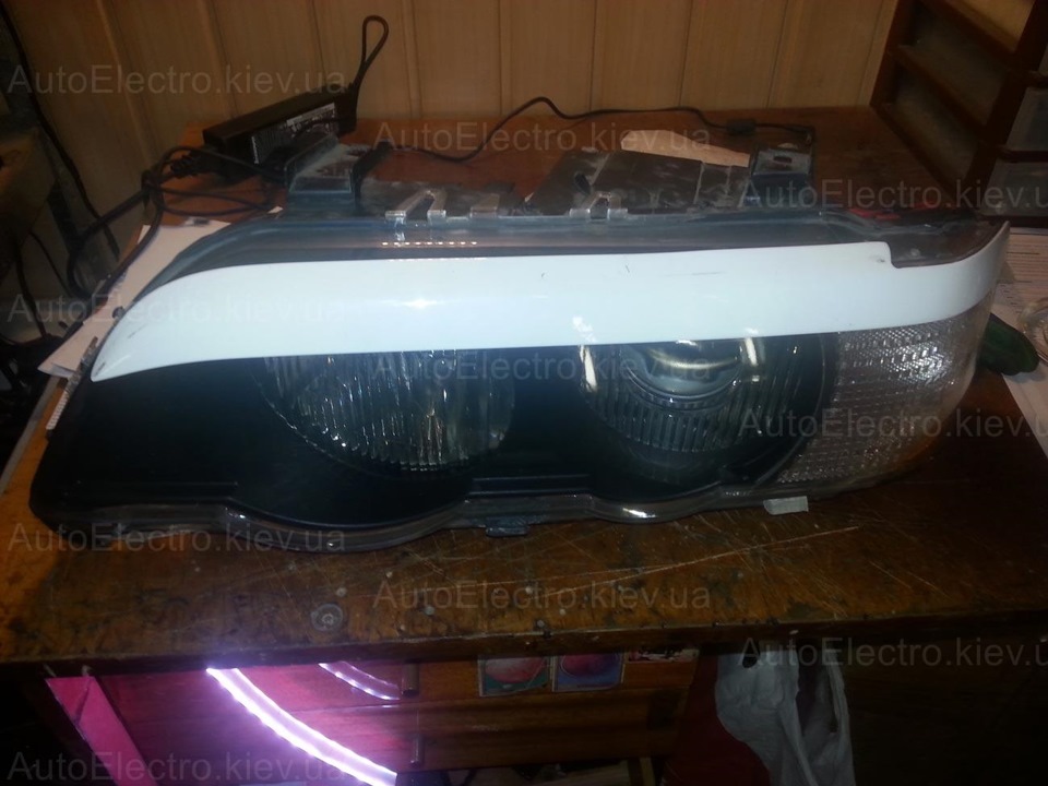 BMW X5 2005 г.в. Замена штатных линз на би-линзу HELLA 2 и установка ...
