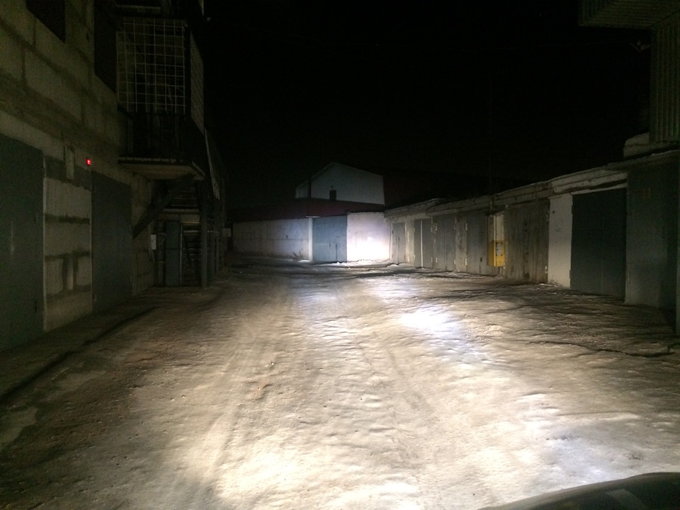 Прожектора + дальний свет — Toyota Corolla (120)