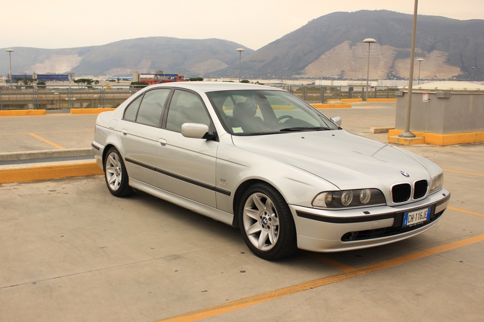 2003 5 год. BMW 5 2003. BMW 530 e39 2003. BMW 5 Series 2003. БМВ е39 530d.