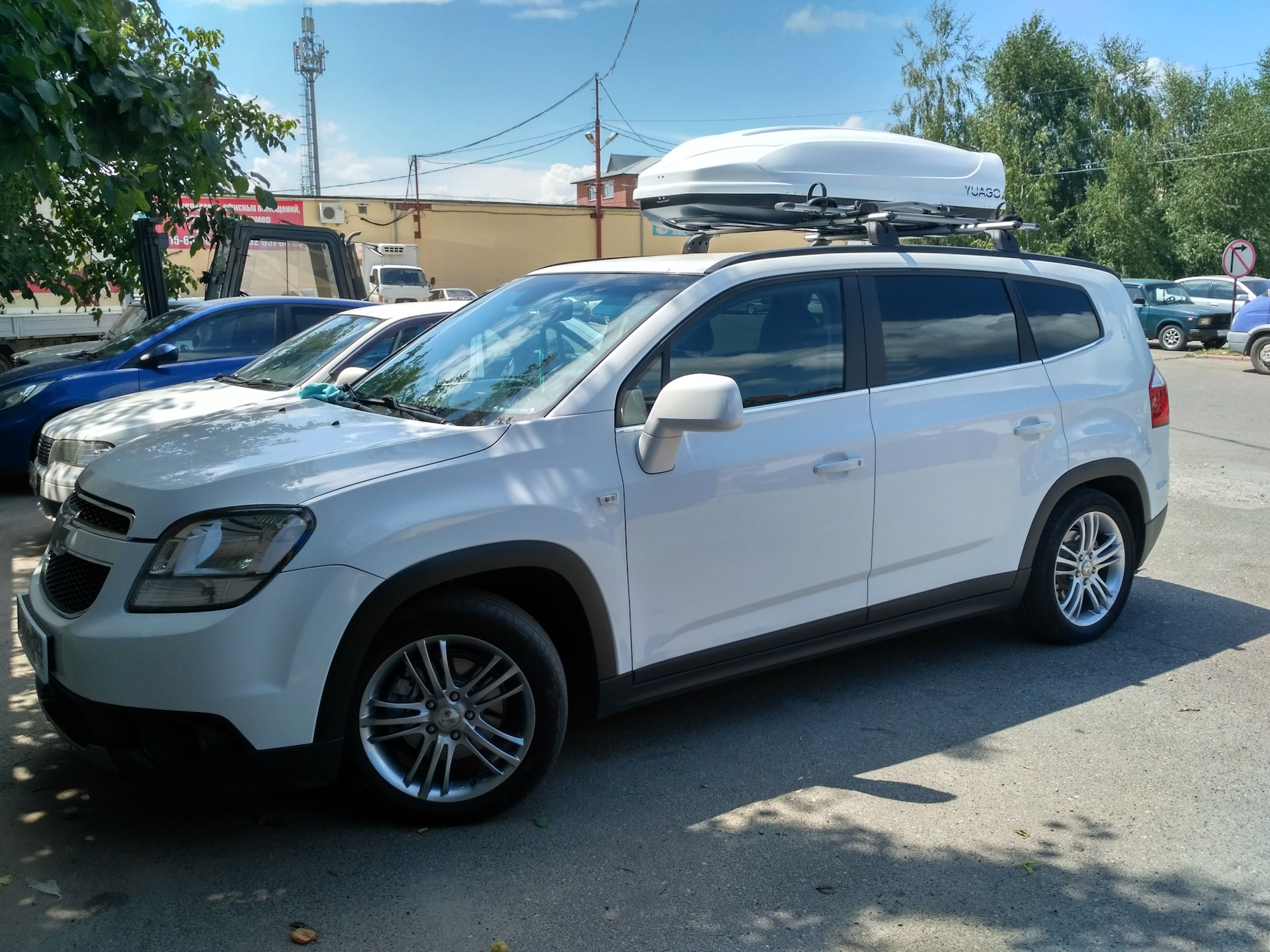 Л 2013. Автобокс Turino 410 на Шевроле Орландо. Chevrolet Orlando с автобоксом 480 литров. Орландо с автобоксом. P061c Orlando.