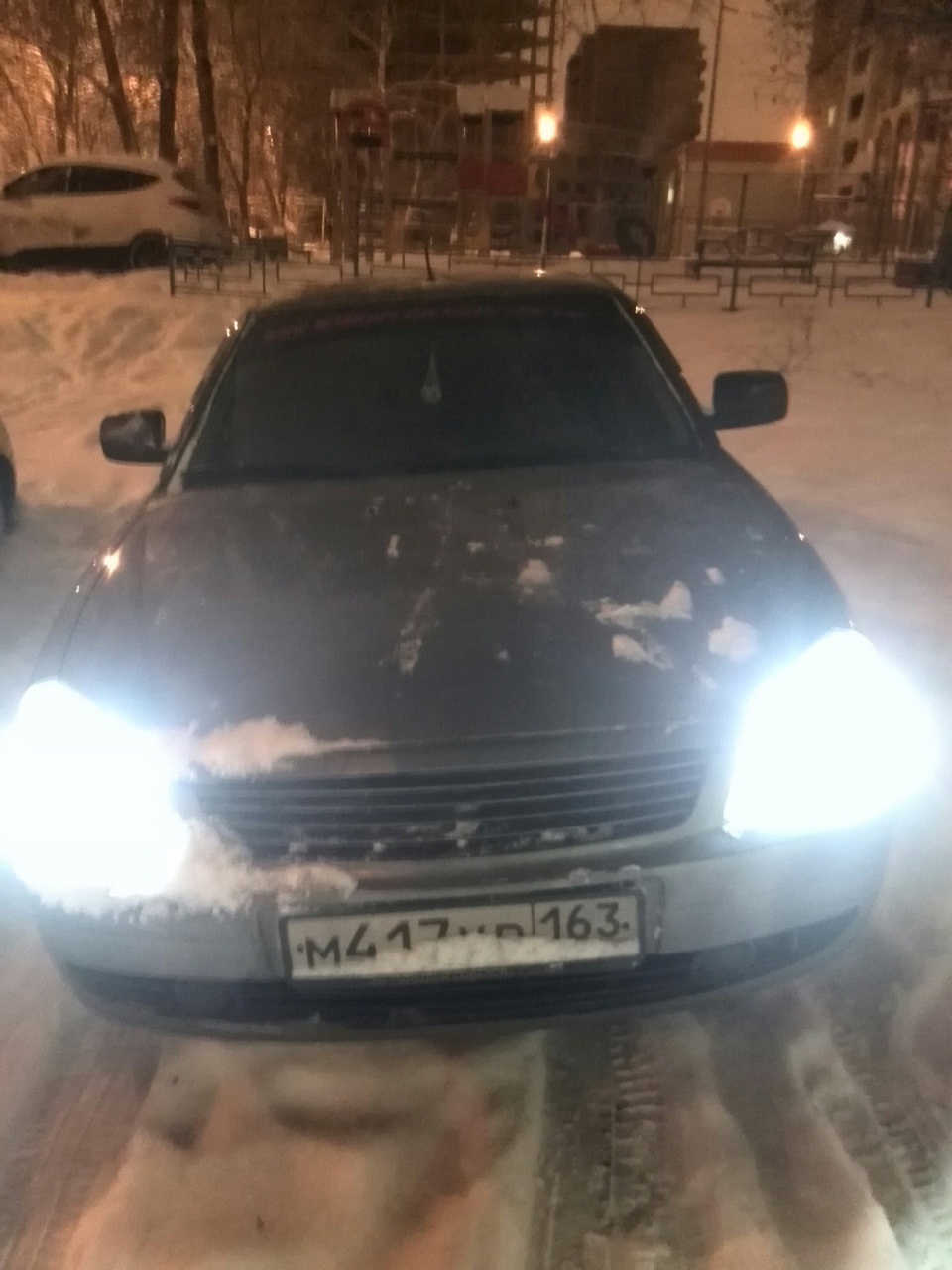 Лампы ближнего света — Lada Приора седан, 1,6 л, 2013 года ...
