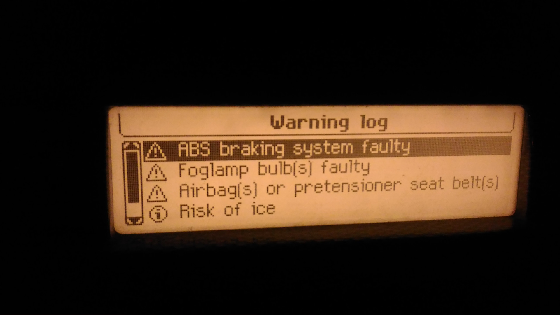 System faulty перевод. Airbag or Pretensioner Seat Belt faulty Citroen c4. Airbag Pretensioner Seat Belt faulty Ситроен. Airbag s or Pretensioner Seat Belt s faulty Citroen c4 перевод. Braking System faulty Citroen c4 отказал ГУР.