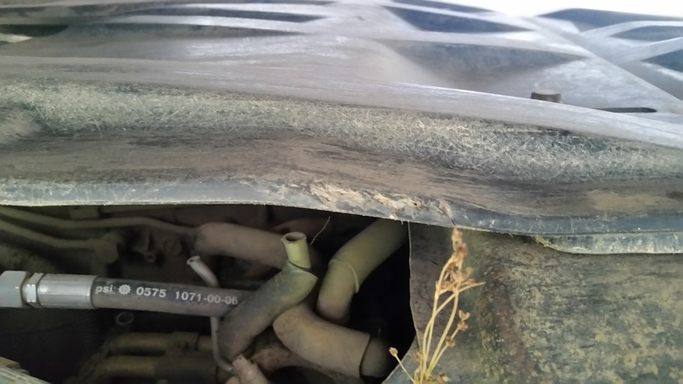 Фото в бортжурнале Mitsubishi Pajero (4G). Запчасти на фото: 10710006