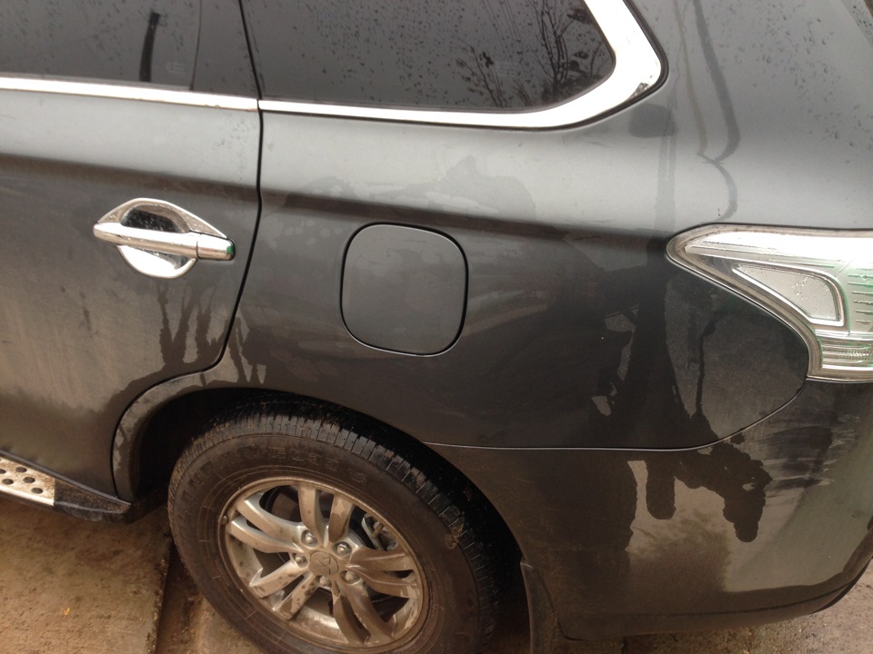 Снятие хрома — Mitsubishi Outlander (3G), 2 л, 2013 года | стайлинг ...