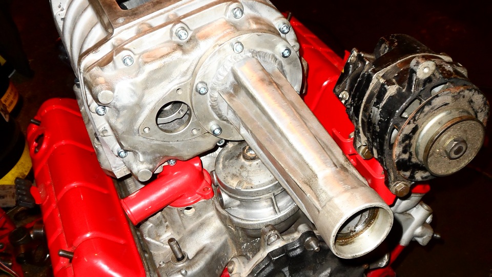 GAZ 24 V8 Blown