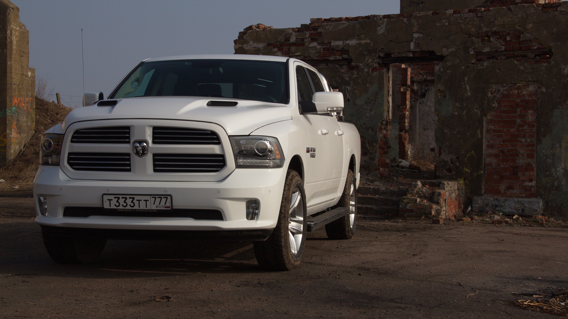 Dodge Ram 1500 5 7 Hemi