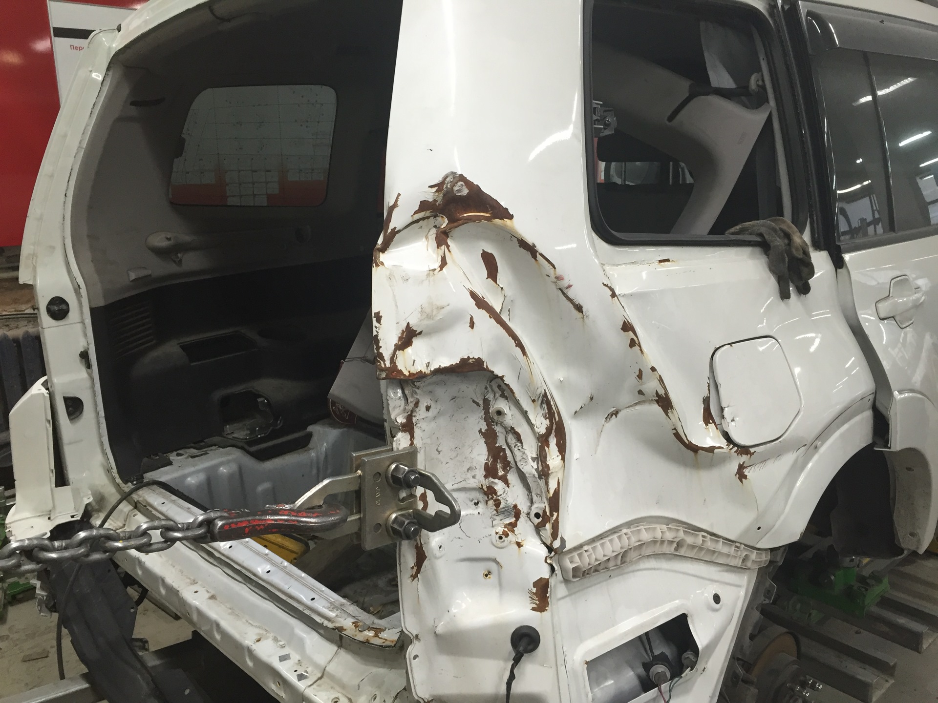 Ремонт pajero. Задняя часть кузова Pajero 3. Кузов Паджеро 4. Кузовные части Паджеро 3. Ремонт кузова Митсубиси Паджеро 3.