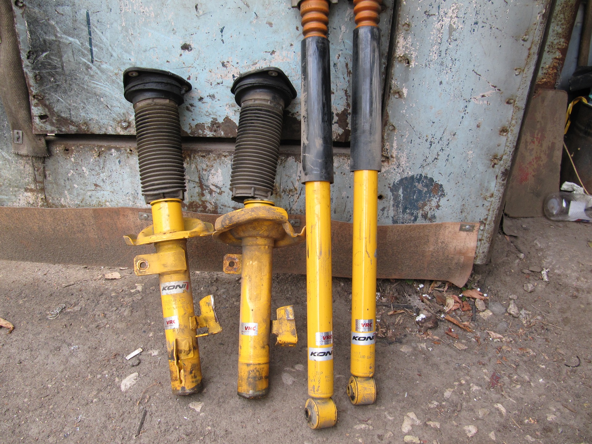 Амортизаторы koni heavy track. 062 30107 suspa амортизатор самсунг. Амортизатор ohlins honda cb 400. Амортизаторы для f15 bmw спортивная подвеска номер. Подобрать амортизатор.