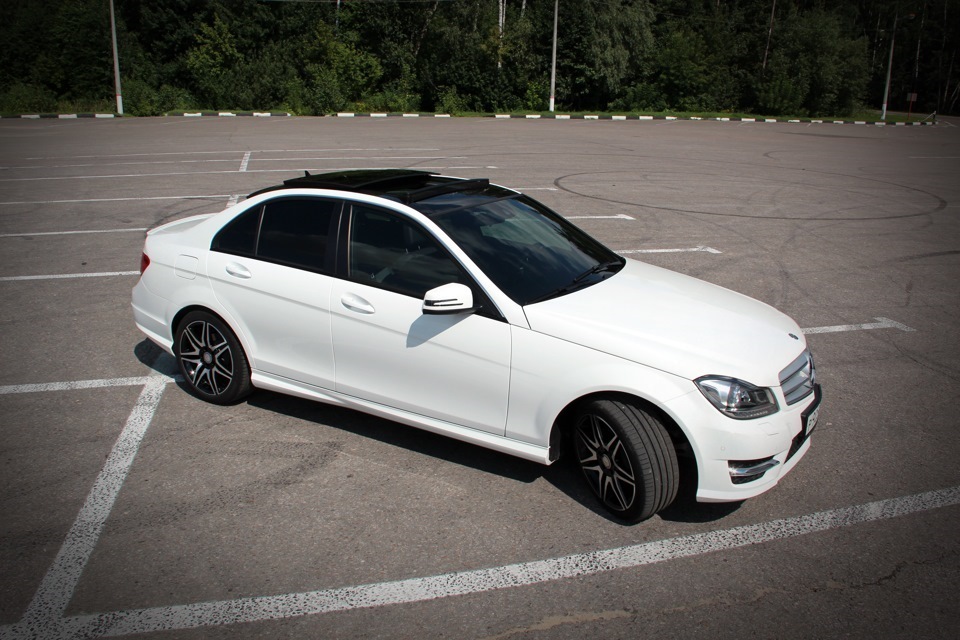 Mercedes Benz c класс Panoramic sunroof