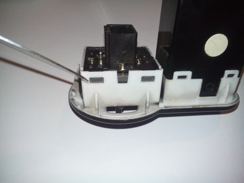 Ремонт. Регулятора электрозеркал — KIA Spectra, 1,6 л, 2007 года ...