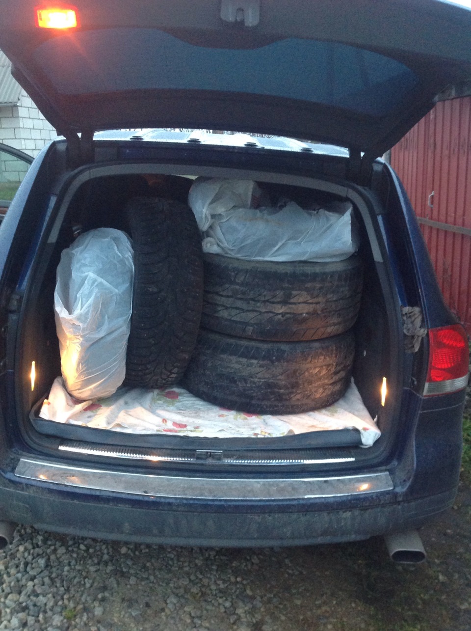 Фото в бортжурнале Volkswagen Touareg (1G)