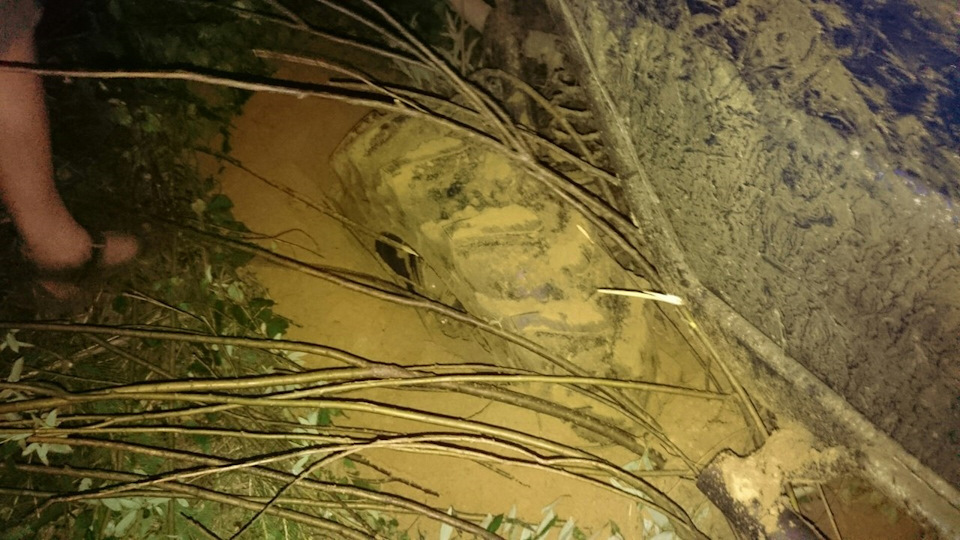 засевший Черок — Mitsubishi Pajero (1G)