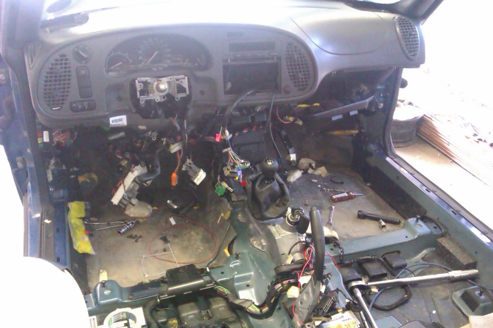 Перекидываем руль справа на лево — Saab 9-3 (1G), 2 л, 1999 года ...