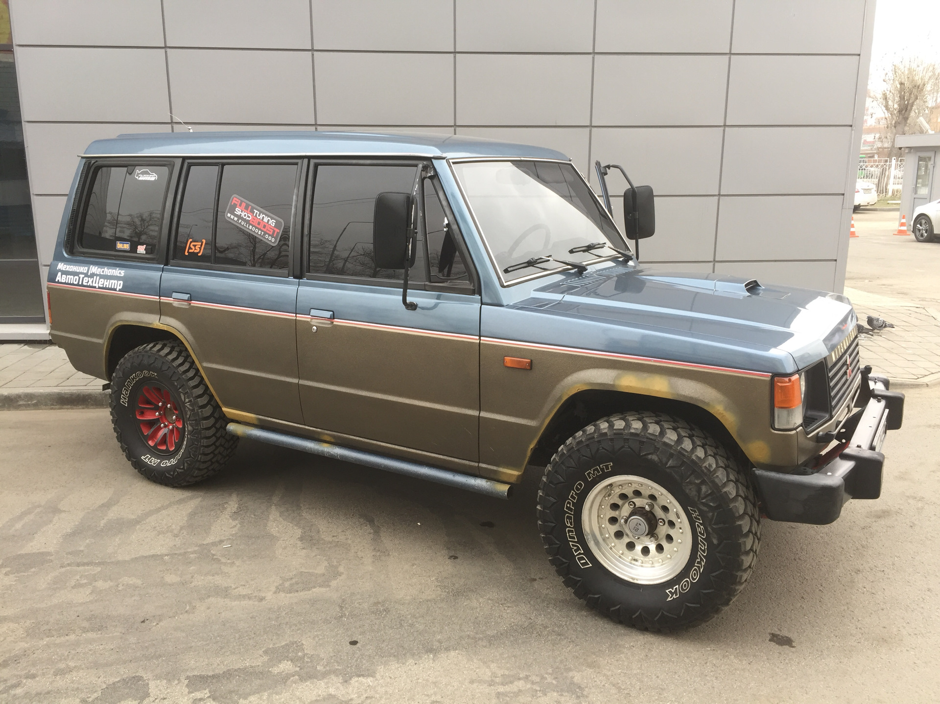 Митсубиси паджеро 1. Mitsubishi Pajero 1st Generation. Паджеро 1 и 2. Митсубиси Паджеро 1 89 год.