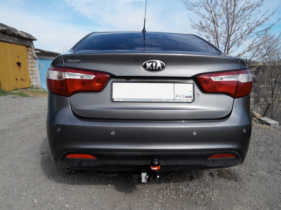 Как снять фаркоп с киа рио Установка ТСУ Bosal + Парктроник. - KIA Rio (3G), 1,4 л, 2013 года аксессуары DR