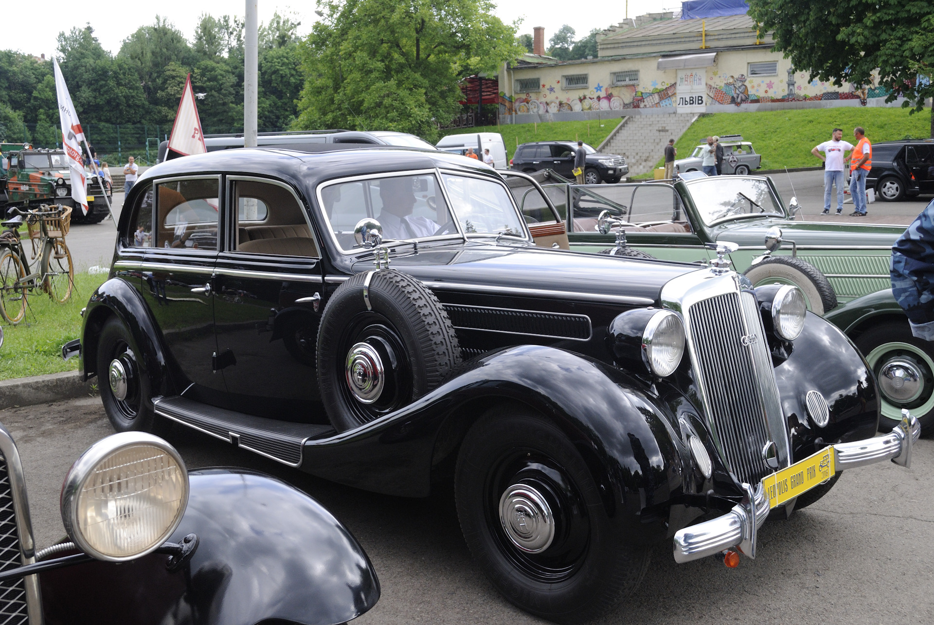 Хорьх 930v. Автомобиль Хорьх 930. Хорьх 853 Штирлиц. Автомобиль Штирлица Хорьх.