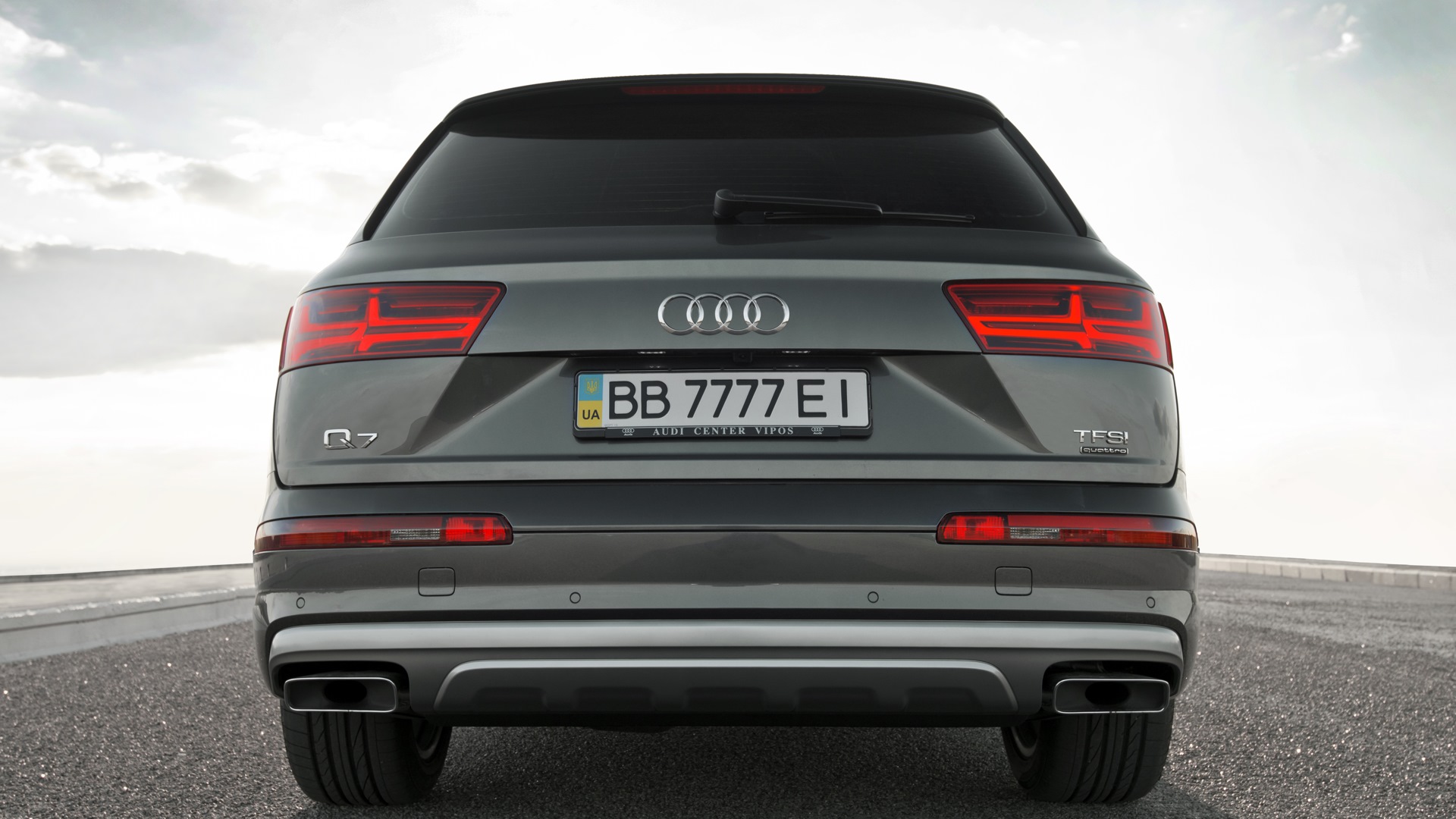 Q7 4m. Daytona Grey Audi q7. Audi q7 4m Daytona Grey. Q7 Daytona Grey. Ауди q7 2021 сзади.