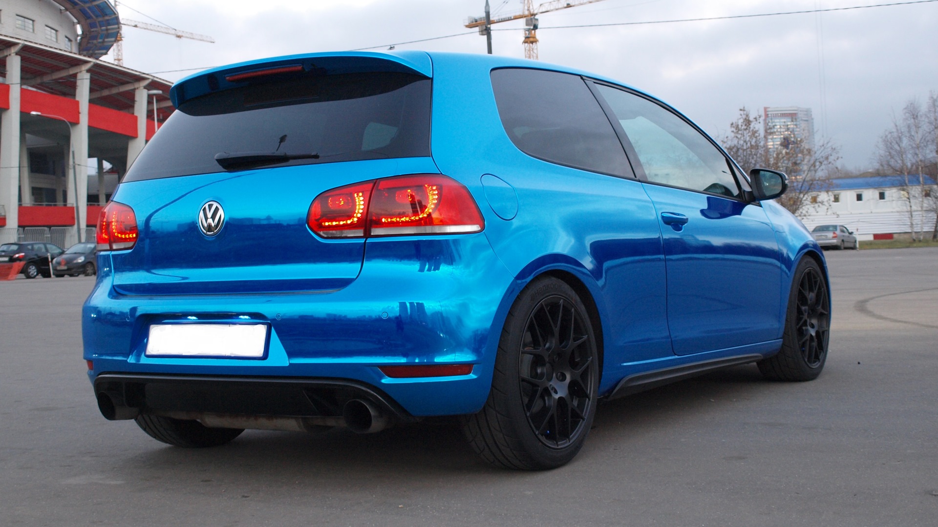 Volkswagen Golf 6 синий мат