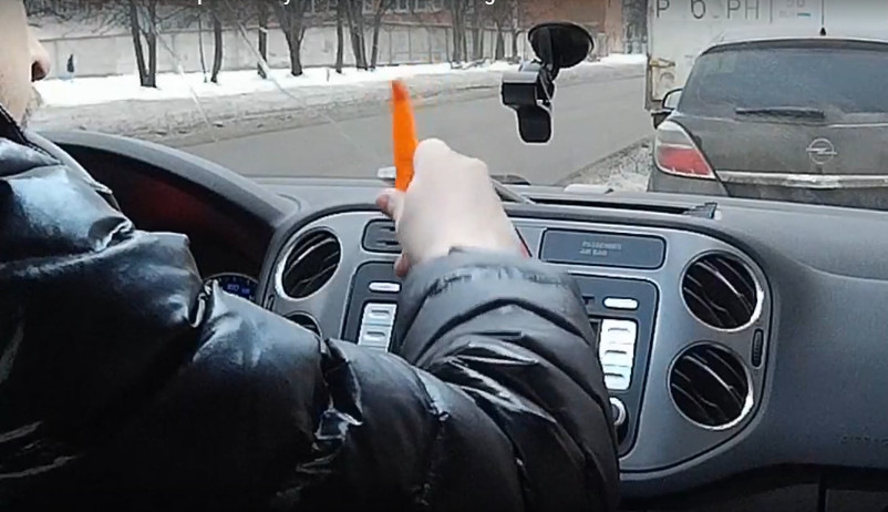 Как снять магнитолу тигуан 2 Как установить автомагнитолу RCD330G Plus в автомобиль VW Tiguan - Volkswagen Ti