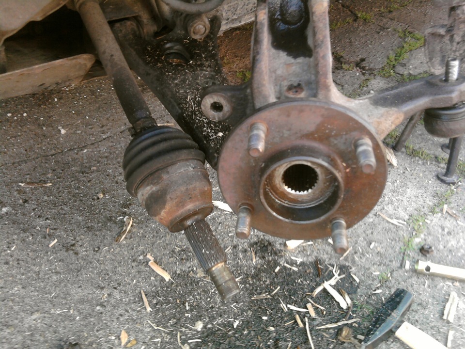 Проблема была в левом переднем ступичном подшипнике. — Ford Fusion, 1,6 ...