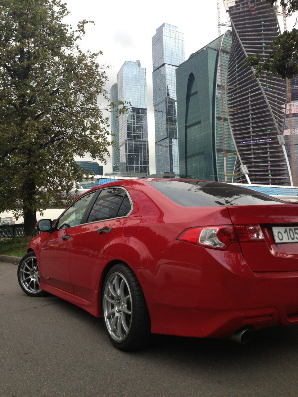 Red Honda Accord 8