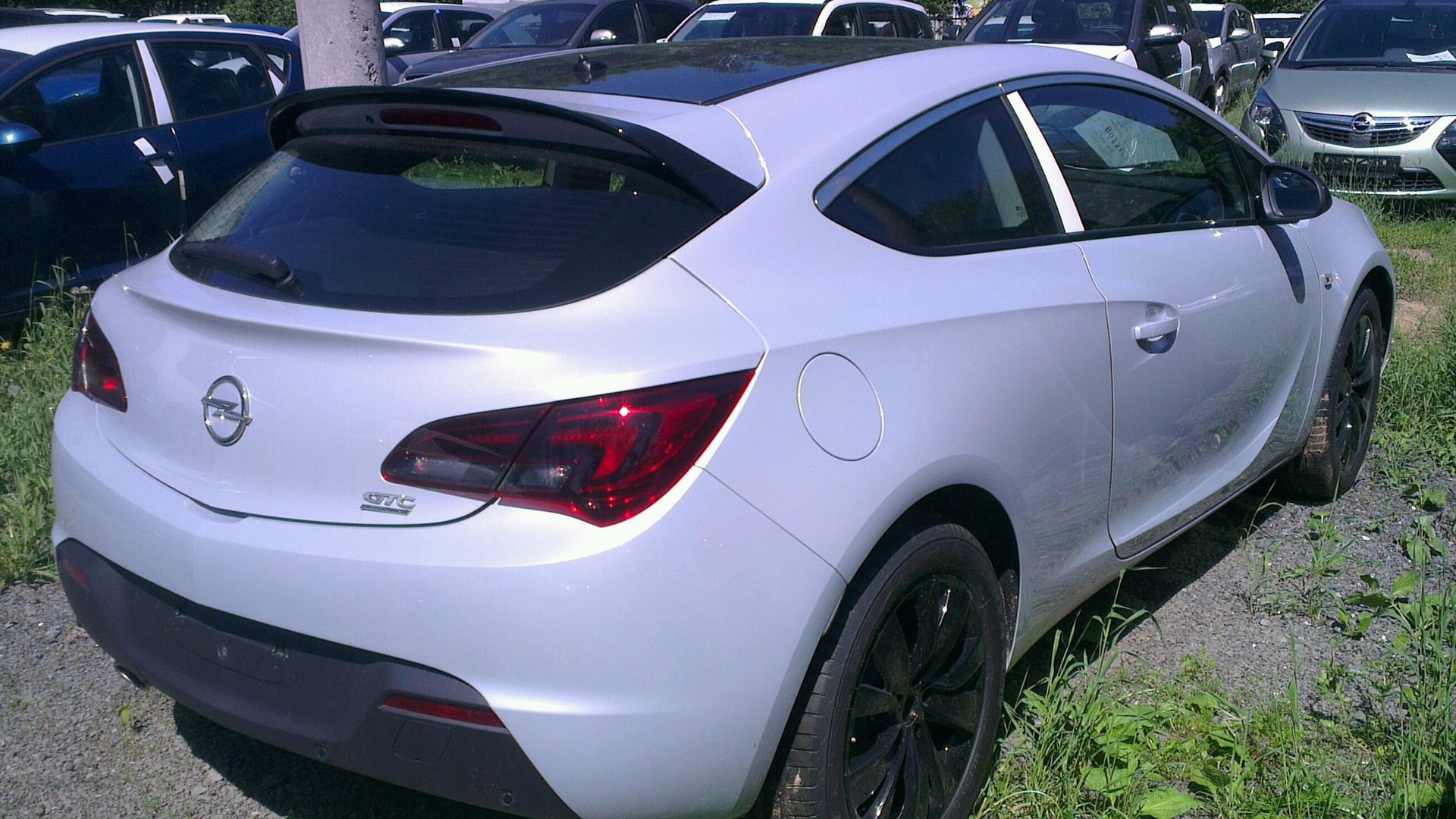 Opel Astra J GTC 1.4 бензиновый 2013 | Sport 1.4T AT Flexride на DRIVE2