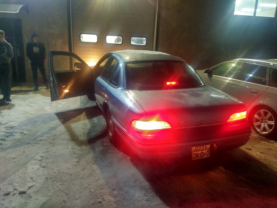 Фото в бортжурнале Ford Crown Victoria (1G)