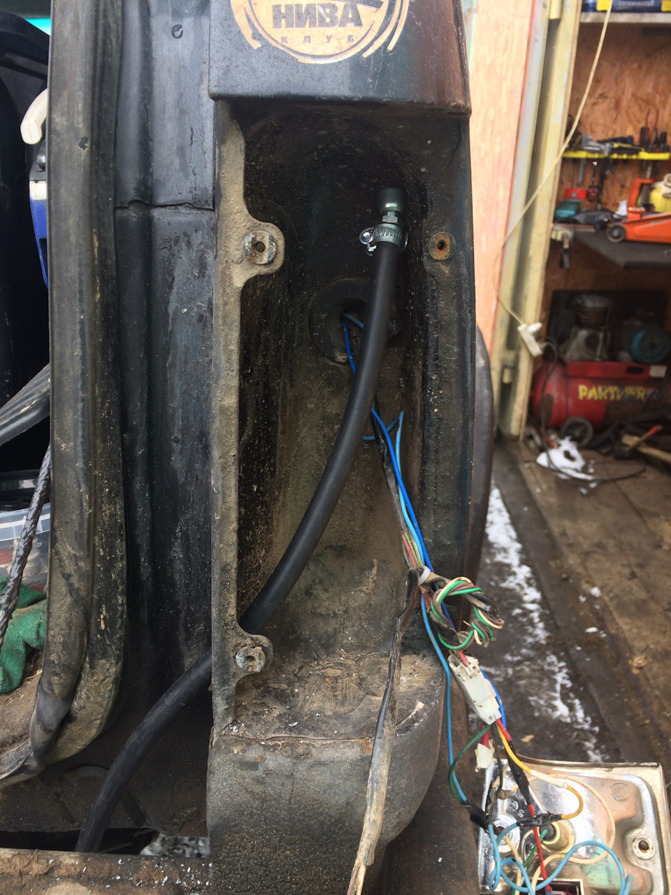 Сапун моста. — Opel Frontera A, 2,4 л, 1992 года | другое | DRIVE2