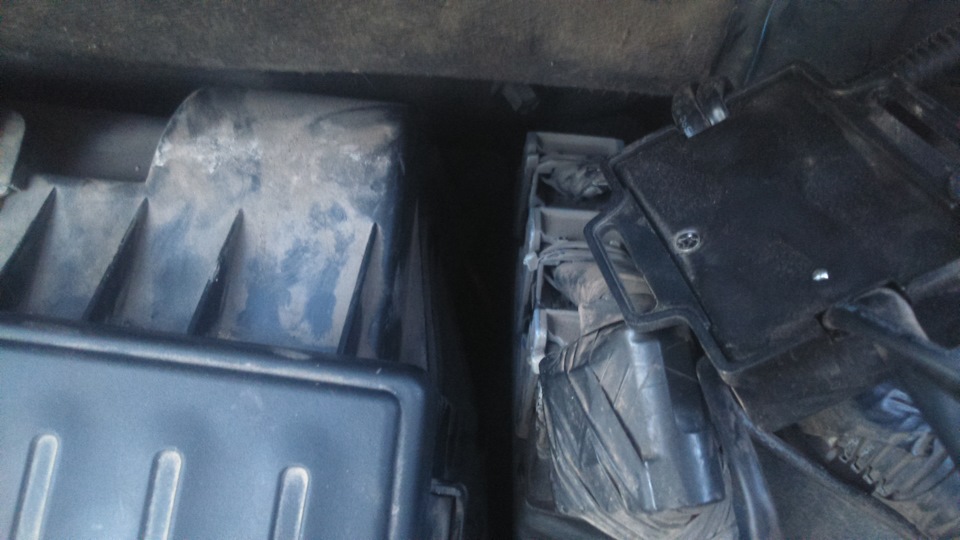 Фото в бортжурнале Nissan Note (1G)