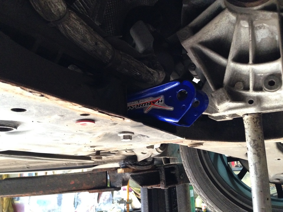 Hardrace Rear Motor Mount — Ford Focus III Hatchback, 2 л, 2012 года